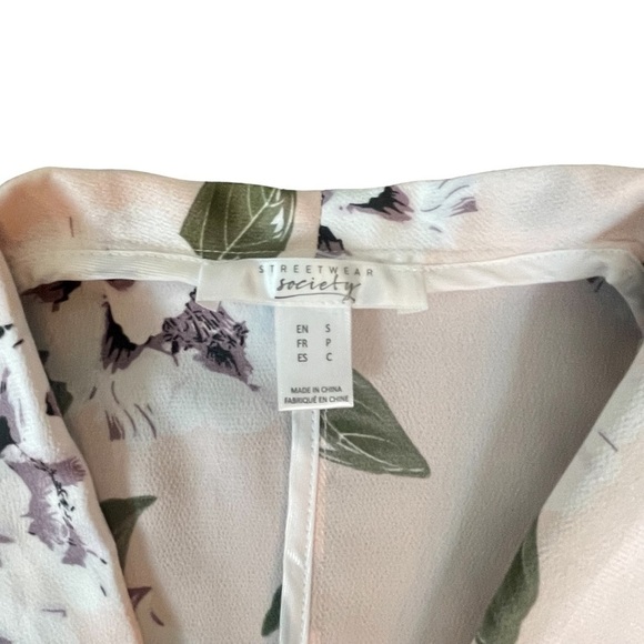 Guc Streetwear Society lightweight blazer, flowered, baby pink, size small. - Picture 8 of 11